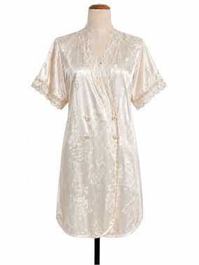 Vintage Victoria's Secret Gold Crown Label Lace Trim Satin  Jacquard  Nightgown